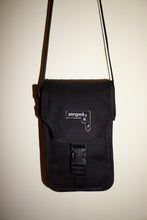 Load image into Gallery viewer, Stingwater Alpha Crossbody Bag black
