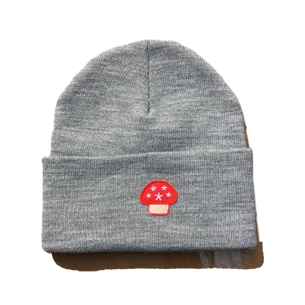 V Speshal Mushroom Beanie H Gray