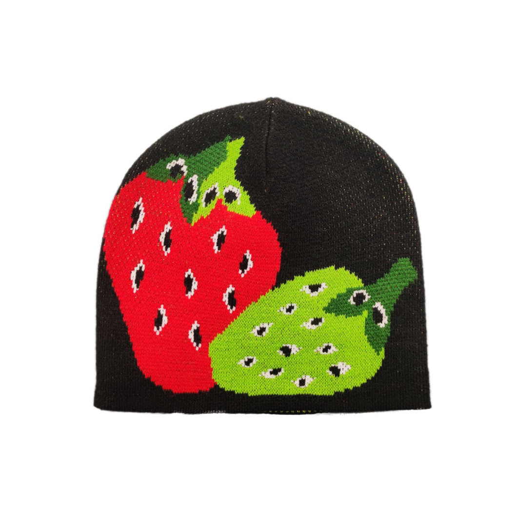 Groeing Strawberry beanie black