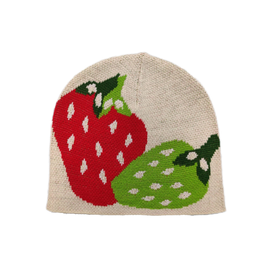 Groeing Strawberry beanie off white